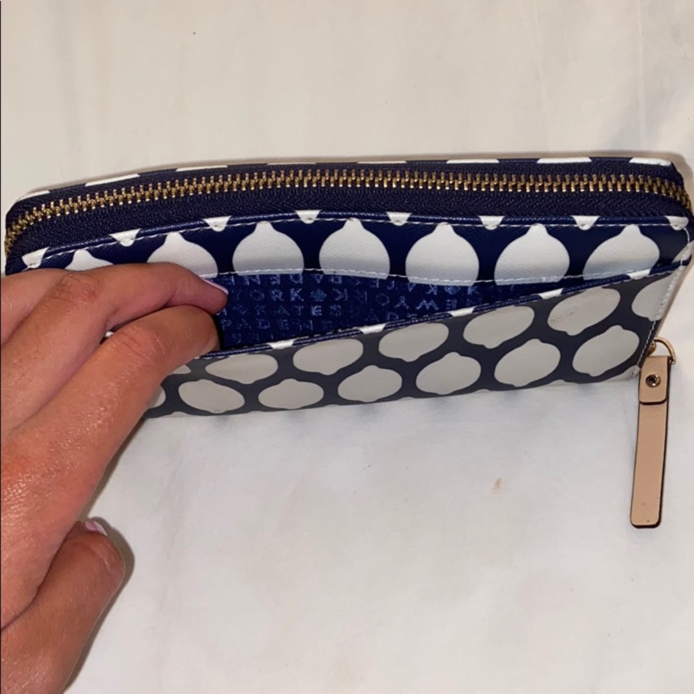 Navy and White Lemon Kate Spade Wallet - Picture 5 of 5